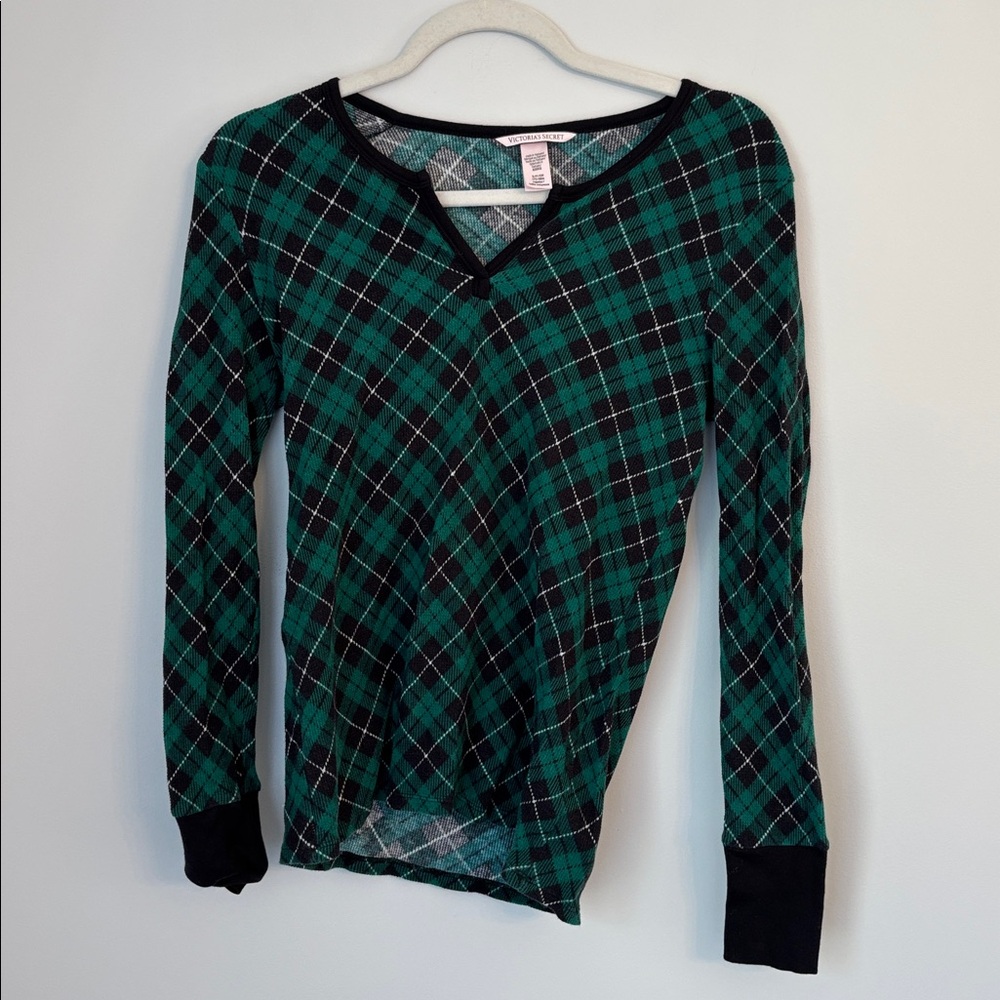 Victoria's Secret Green and Black Plaid Pajama Set